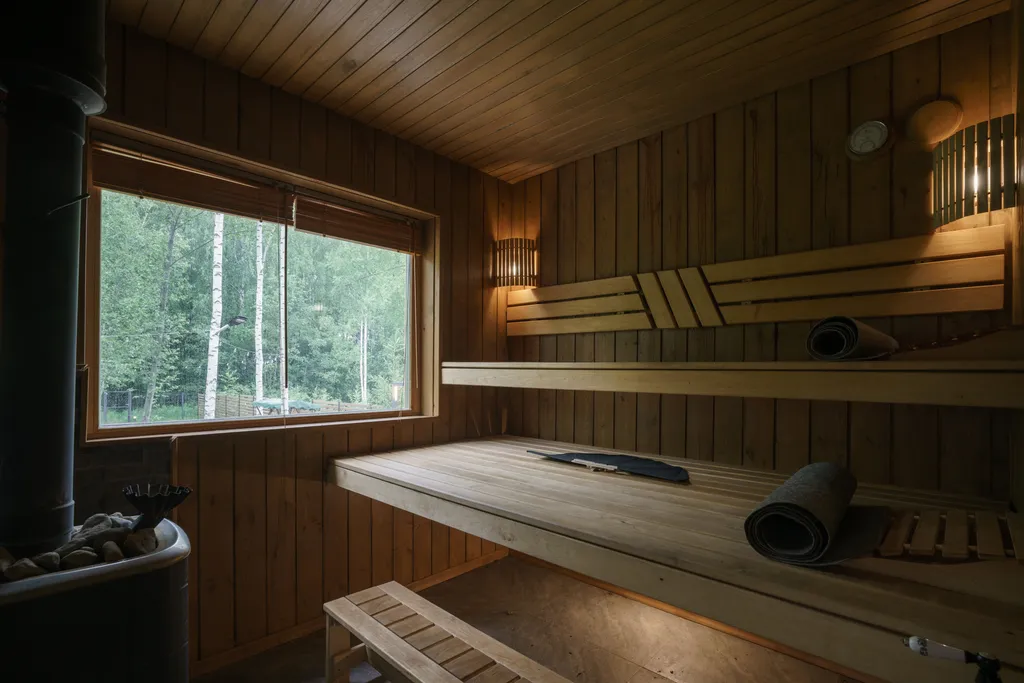 Домик с видом на лес