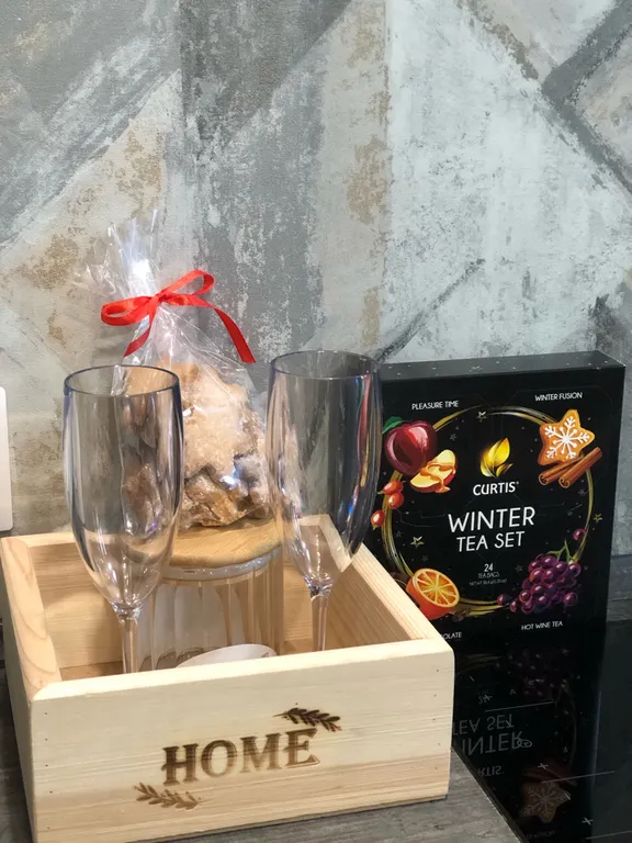 Новая квартира возле ТЦ Изумрудный город