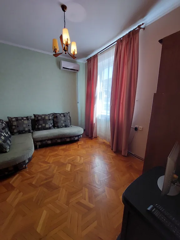 Коттедж Большой дом в центре города — Геленджик