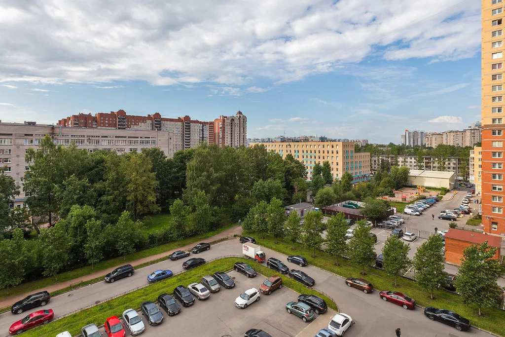 Квартира Солнечная квартира у метро — Санкт-Петербург