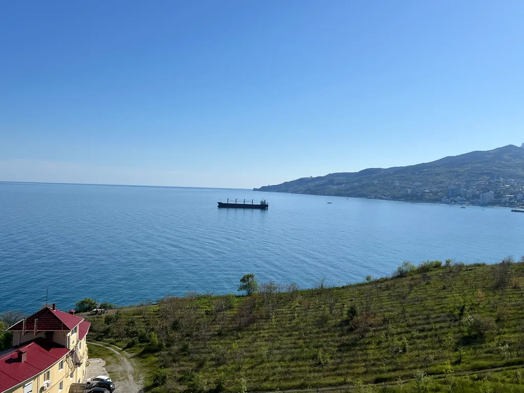 Квартира с прямым видом на море