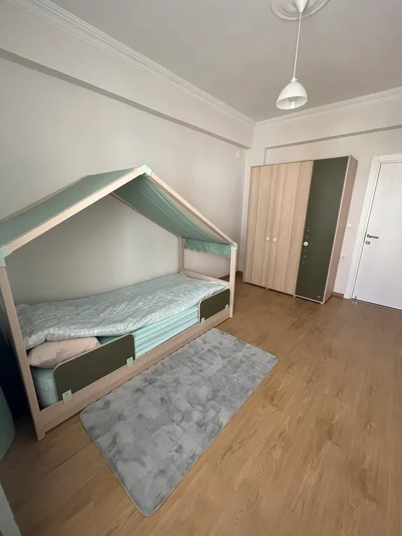 Уютная квартира (4 комнаты) в центре города