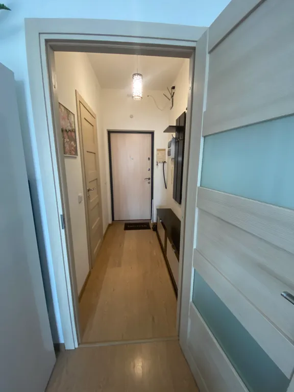 Стильная, уютная, солнечная студия в современном микрорайоне