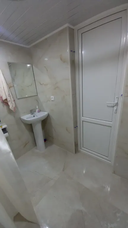 Уютное помещение, расположено рядом с городской набережной