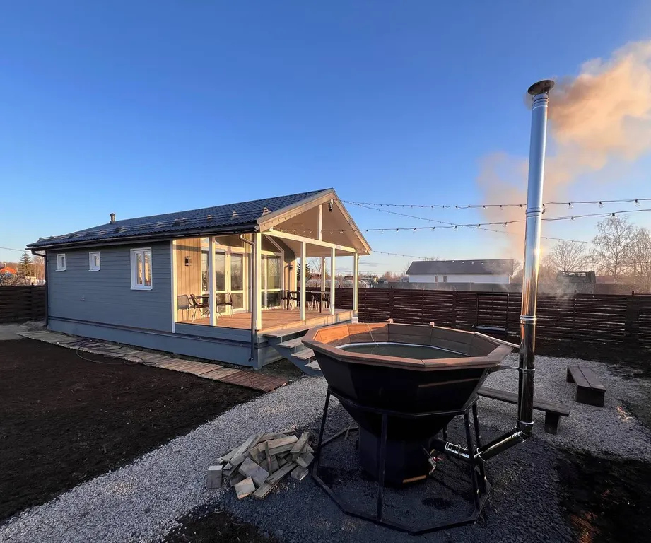 Дом с купелью, баней в городе