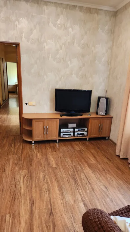 Дом с отдельным двором рядом с Театральной площадью