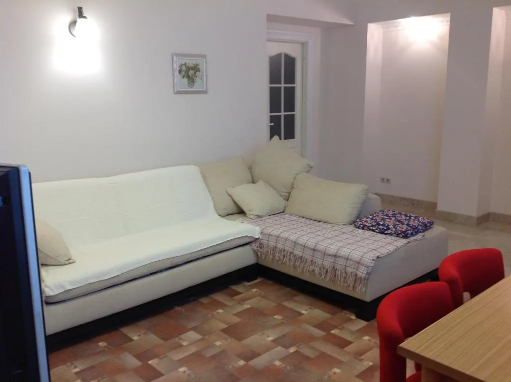 Гостевой дом прямо на берегу реки Волга - апартаменты на 1 этаже