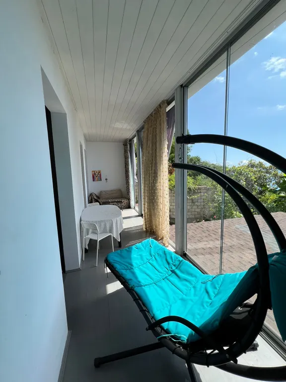 Уютный домик с видом на море