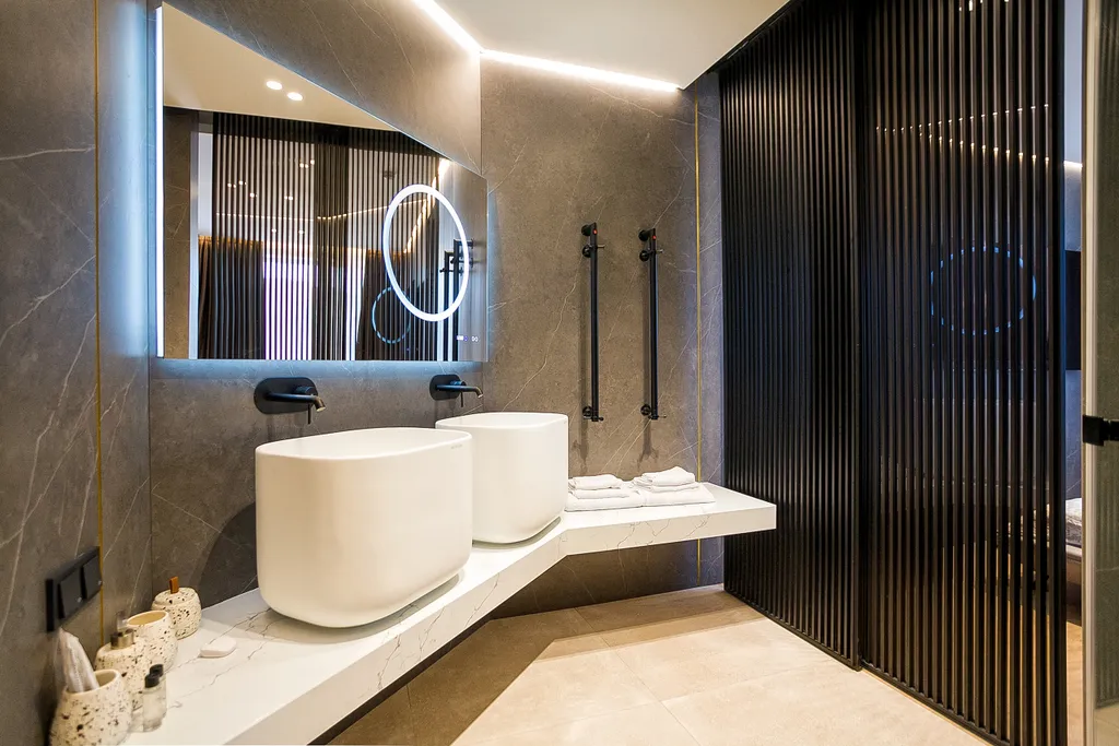 Большой апартамент с итальянским ремонтом с видом на море в приморском