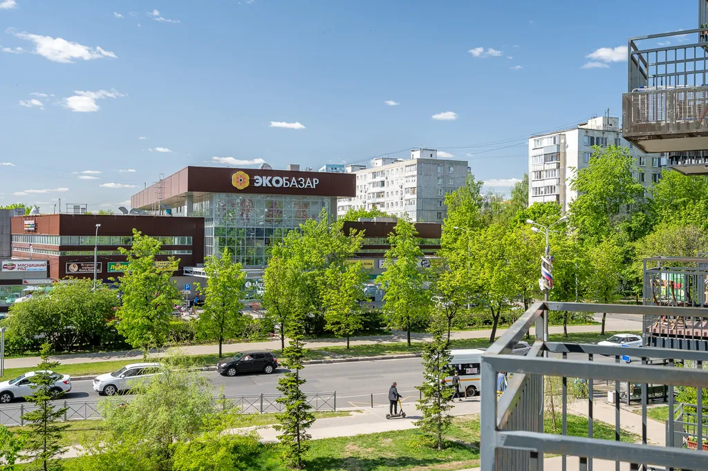 Студия возле Ледовой Арены