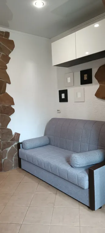 Квартира Чистая уютная небольшая студия в центре города — аренда посуточно в Азов