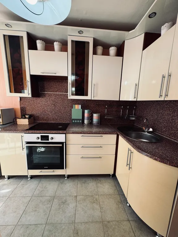 Уютное гнёздышко у леса