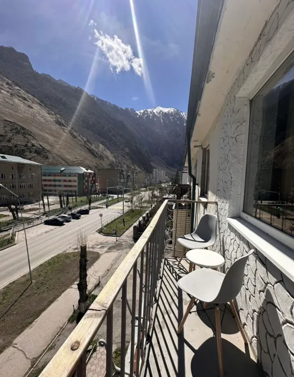 Уютная квартира с видом на горы