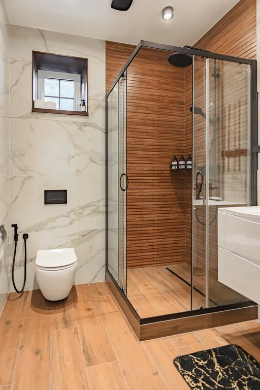 Дом с видом на море, горы, и теплым бассейном