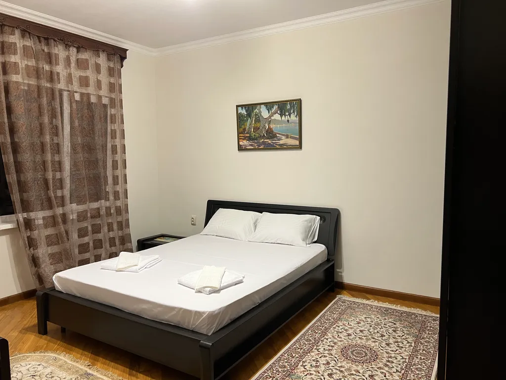 4-комнатная Квартира