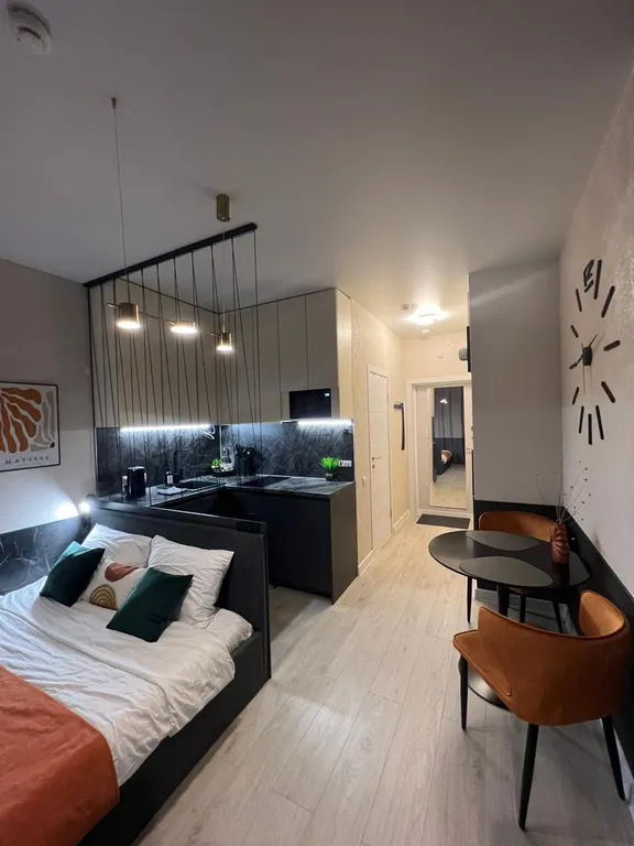 Оранжевая студия