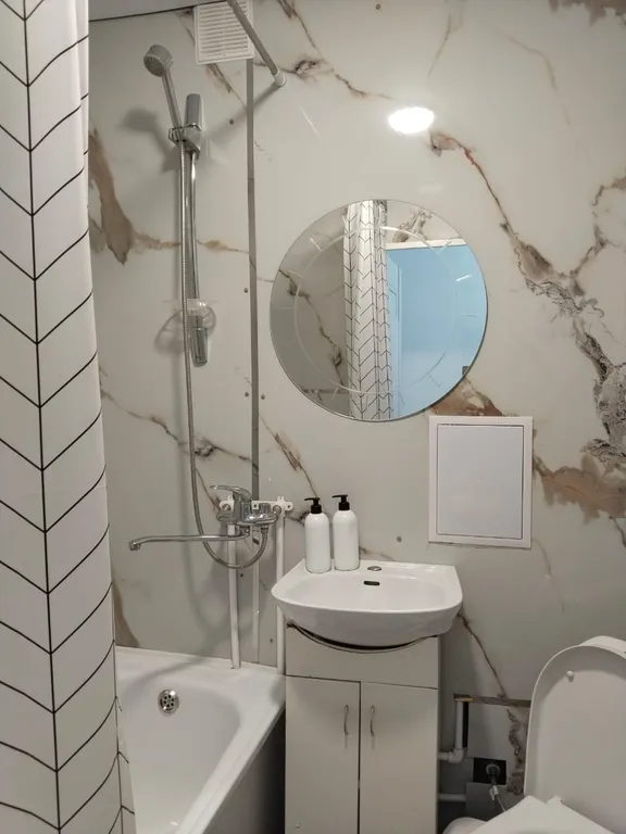 Квартира с видом на ели