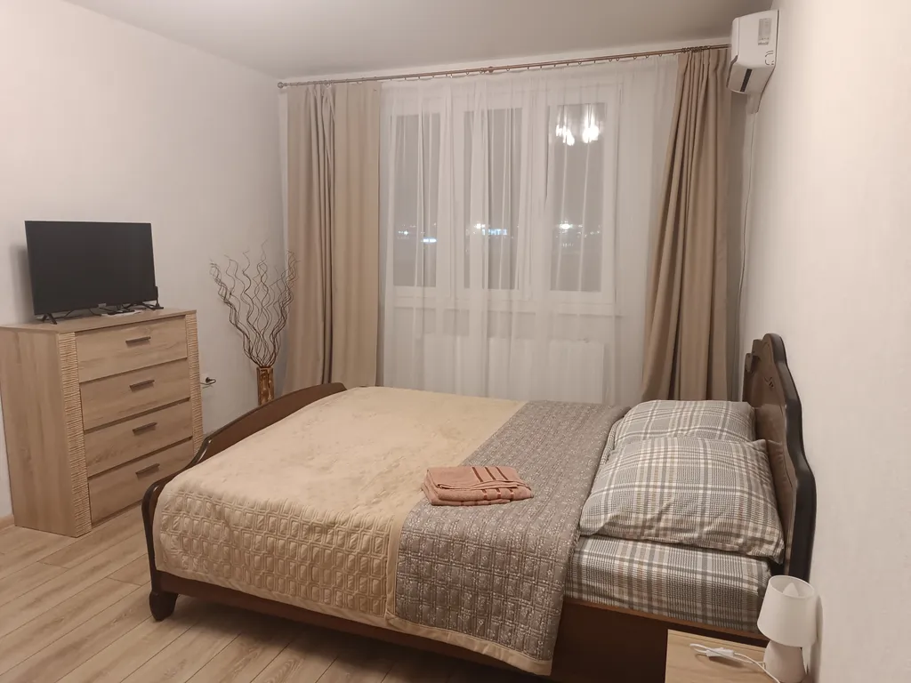 Уютная новая квартира рядом с М4 — аренда посуточно в Отрадное