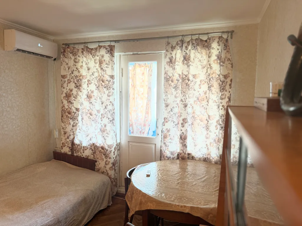 Квартира 2-комнатная Квартира — Пицунда