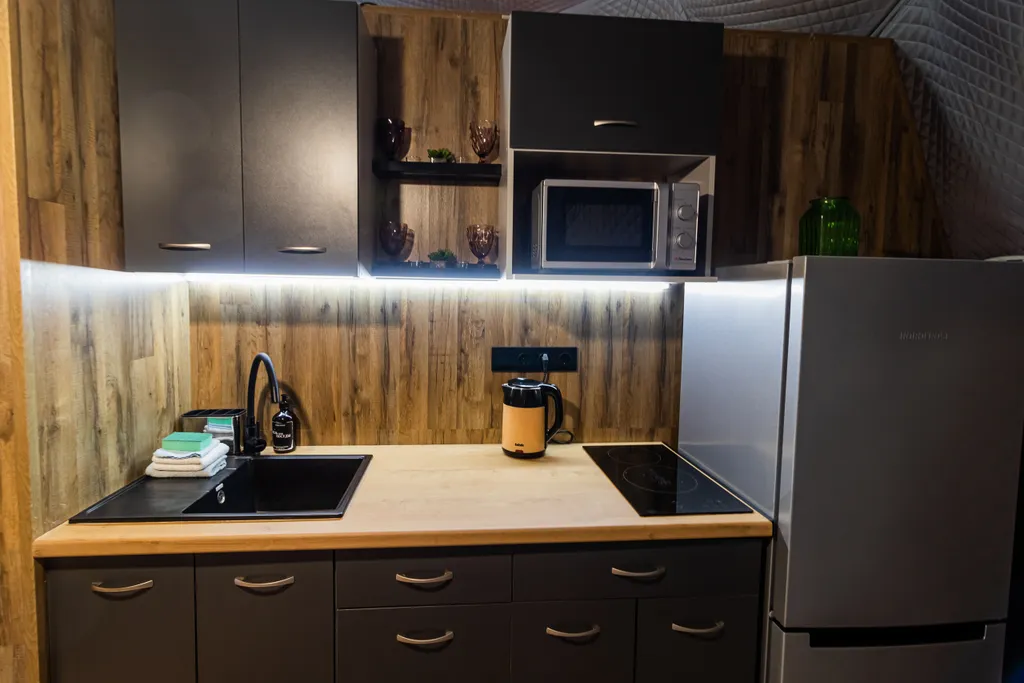 Уютный купол для 2-4 человек