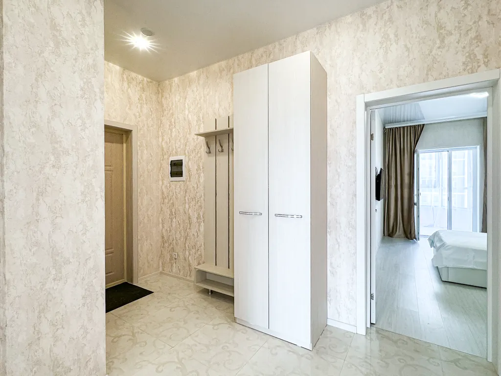 Евротрешка ЖК Регата на набережной с видом на море и горы