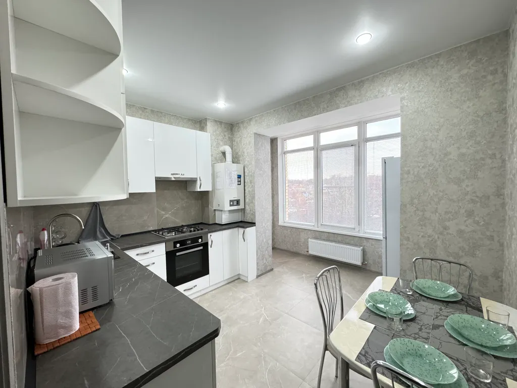 Уютная просторная квартира у моря на 1 линии