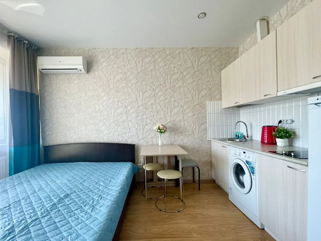 Квартира с видом на море с просторной обеденной зоной