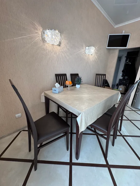 Уютная просторная квартира в центре курортного города