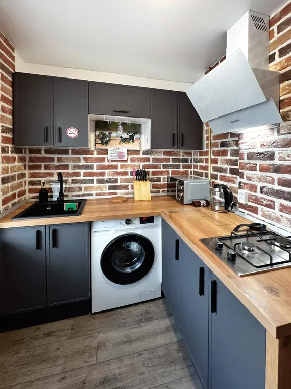 Уютная двухкомнатная квартира в центре города рядом с Дворцом Молодежи