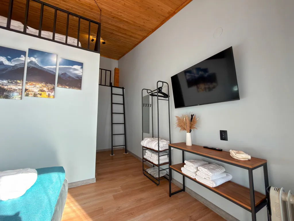 Коттедж B-Zone