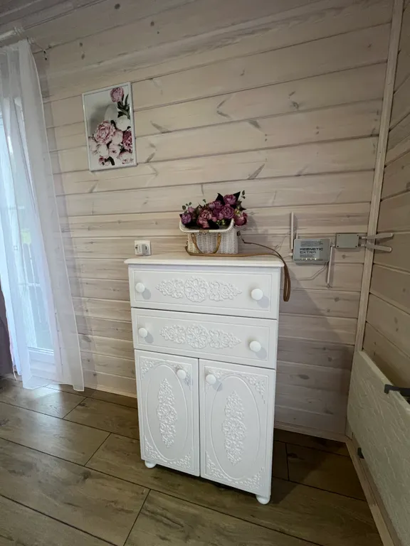 Просторный дом Елка с панорамными окнами в тихом месте