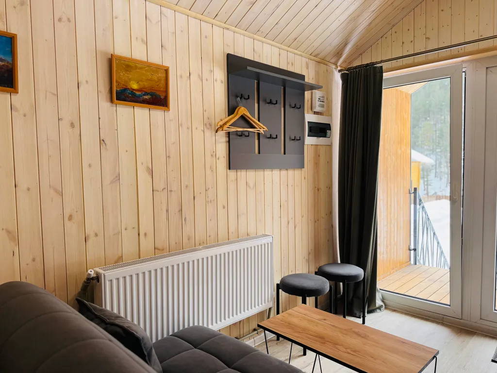 Дом с видом на Кавказский хребет