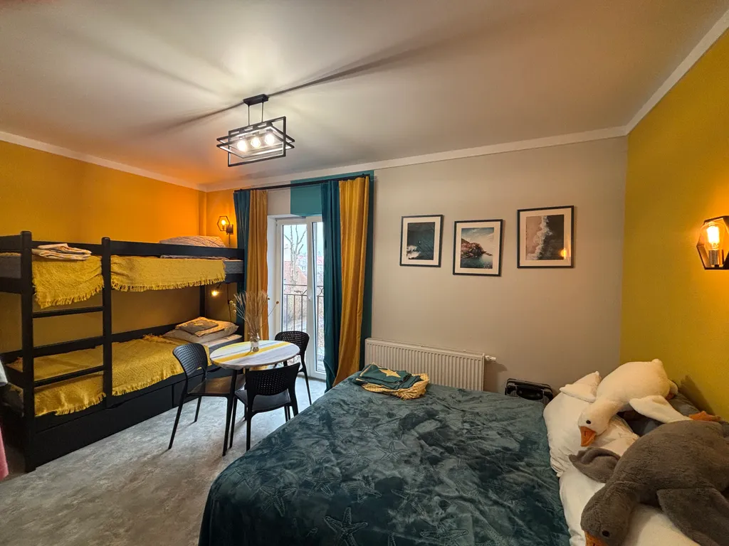 Семейная комната в атмосферном Пространстве на море