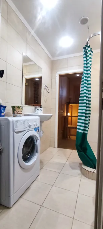 Уютный коттедж у озера с сауной