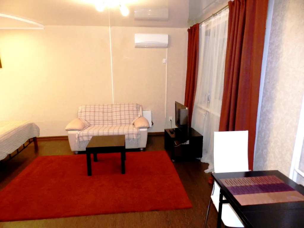 Уютная студия с балконом, кондиционером