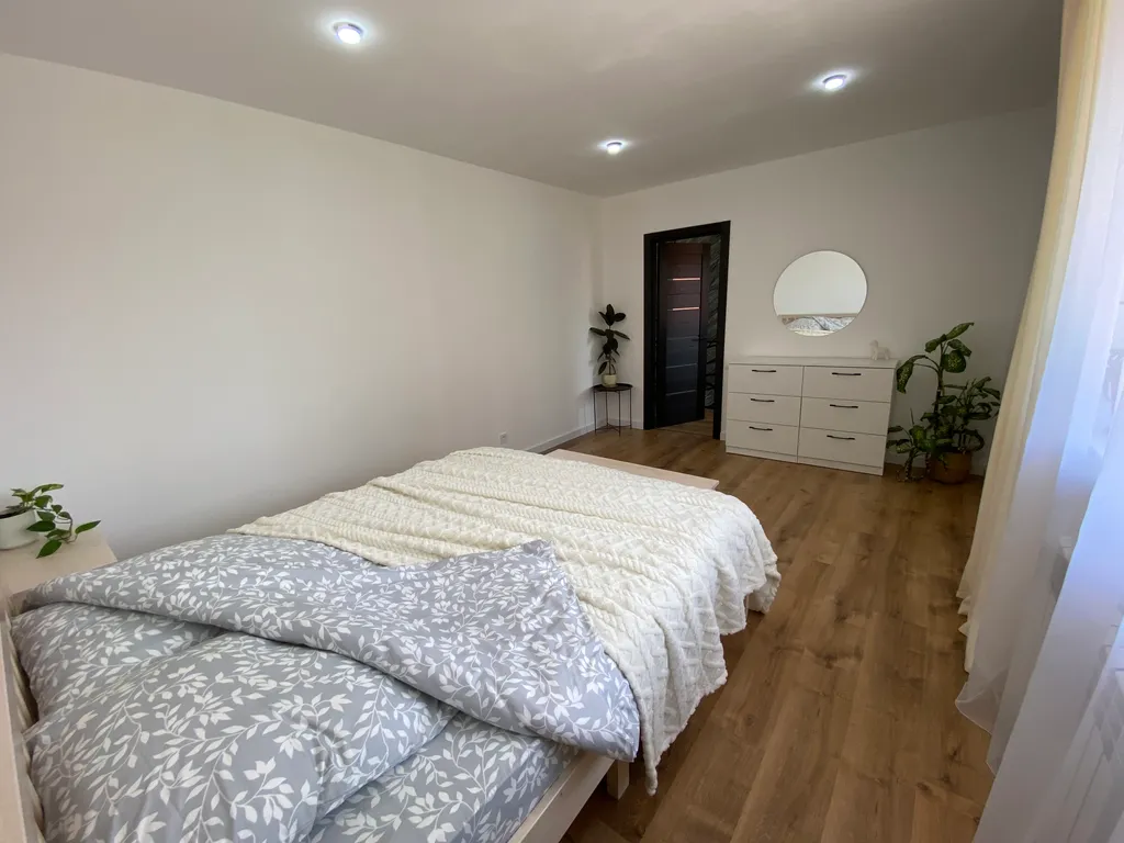 4-комнатный Дом