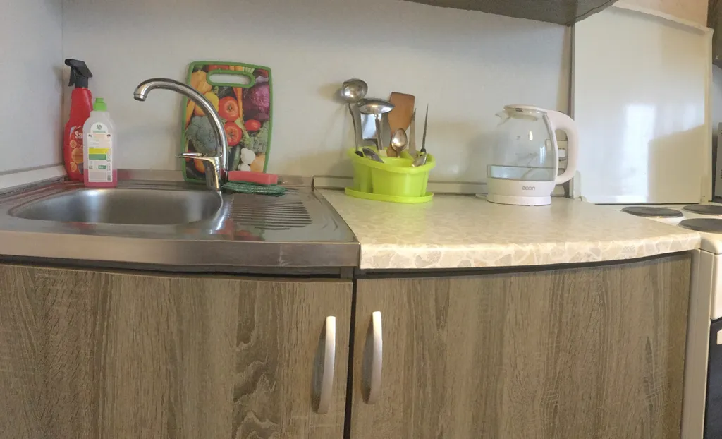 Апартамент с видом на бульвар, храм