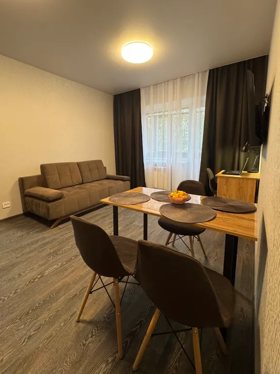 Уютная двух-комнатная квартира — аренда посуточно в Нефтеюганск