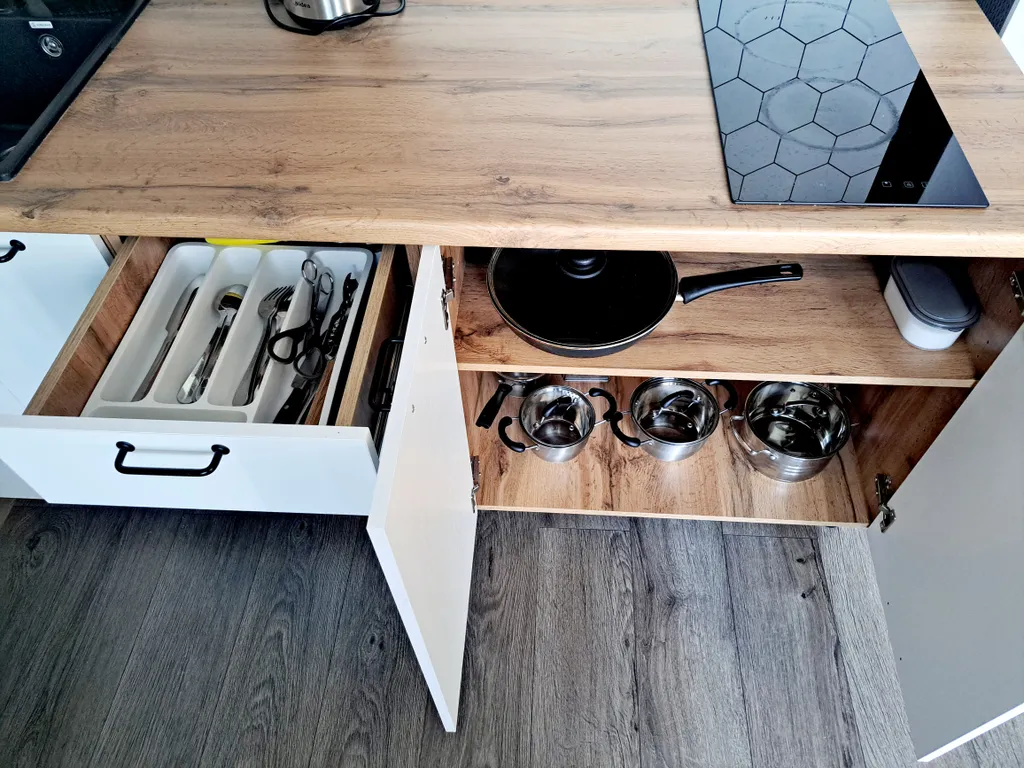 Студия с видом на Северную Двину