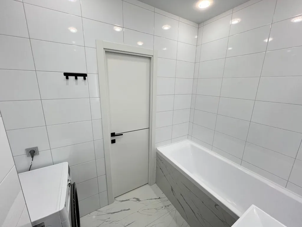 Прекрасная студия с видом на реку и город