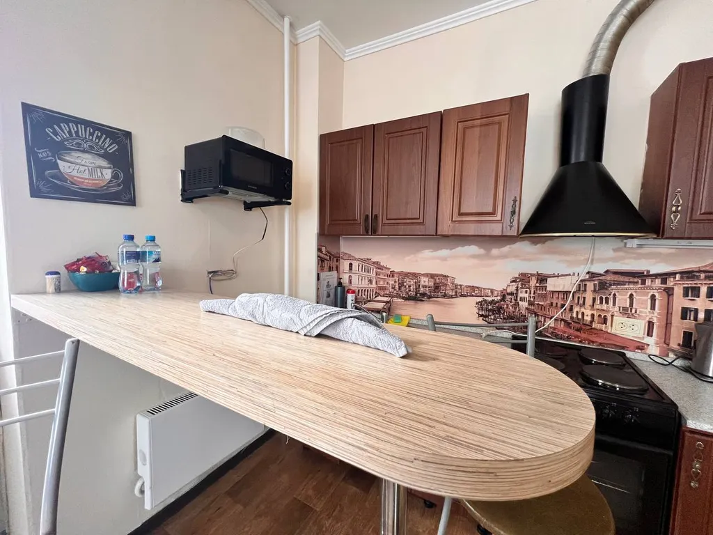 Квартира Уютная светлая студия, центр, ТЦ Вояж, парковка, кафе, аквапарк источник — Тюмень