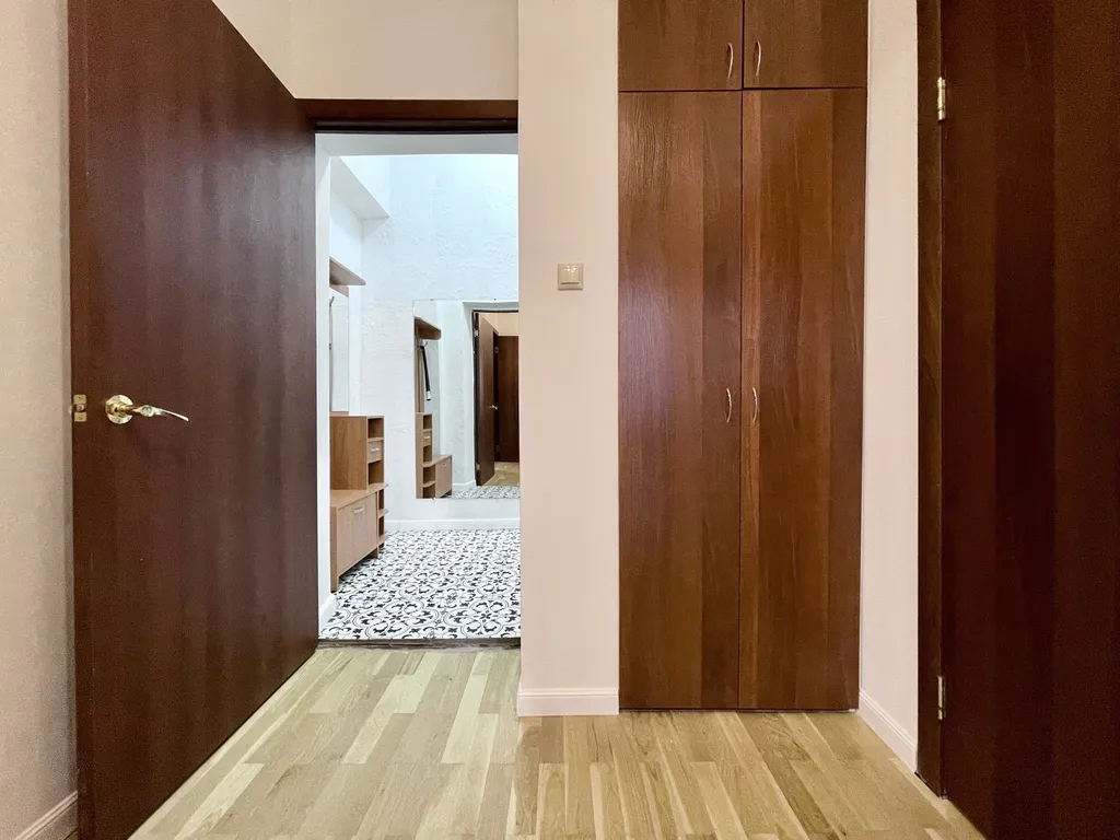 Квартира Однокомнатная квартира у метро Чкаловская, исторический центр СПб — Санкт-Петербург