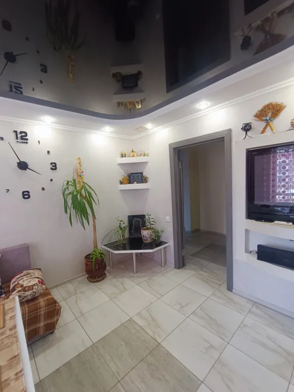 Домик в Лениском на берегу озера