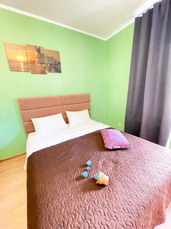 Квартира Вместительная студия в мурино — аренда посуточно в Мурино