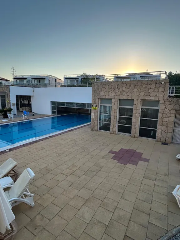 Уютная квартира на берегу моря с видом на горы