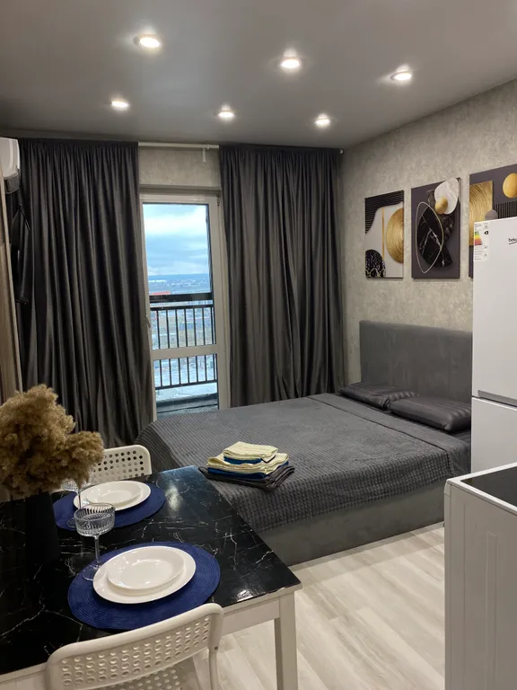 Уютная студия с балконом