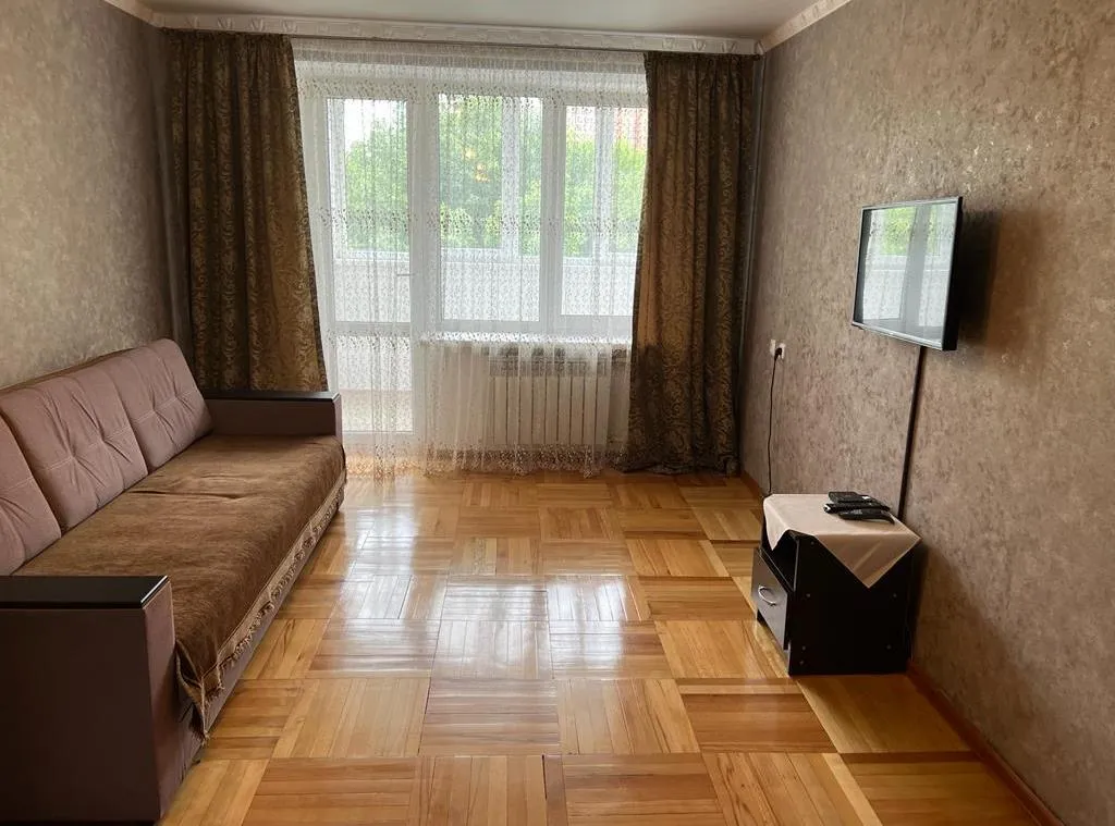 Современная трехкомнатная квартира в центре