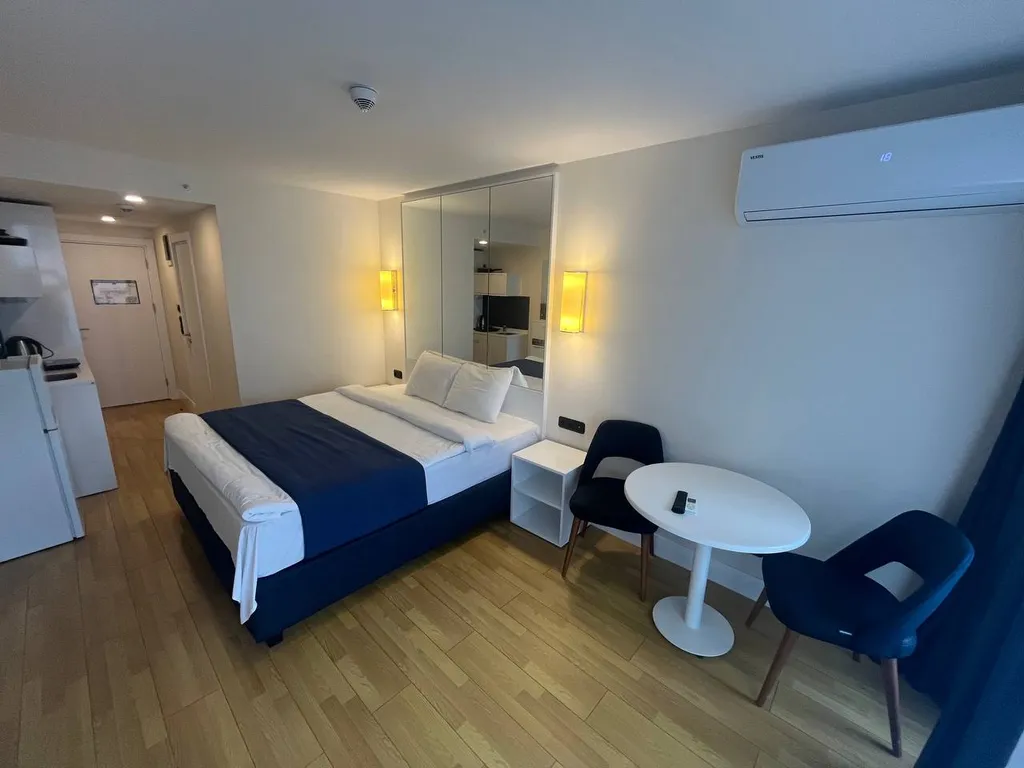 Апартаменты на первой береговой линии в апарт-отеле orbi city