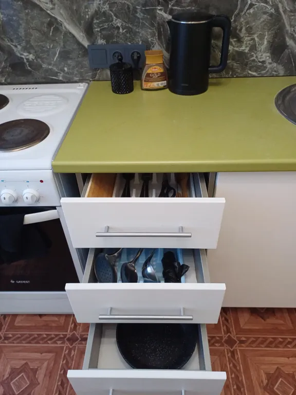 Светлая уютная квартира с большим ортопедическим диваном и кроватью