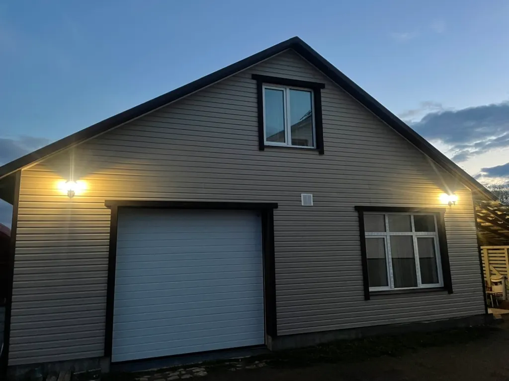 дом  на Выборгском шоссе у озера